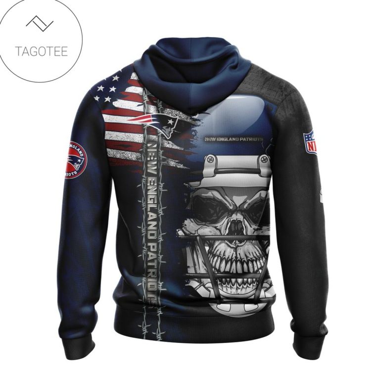 Nfl-New-England-Patriots-Skull-With-Helmets-2022-Hoodie-2