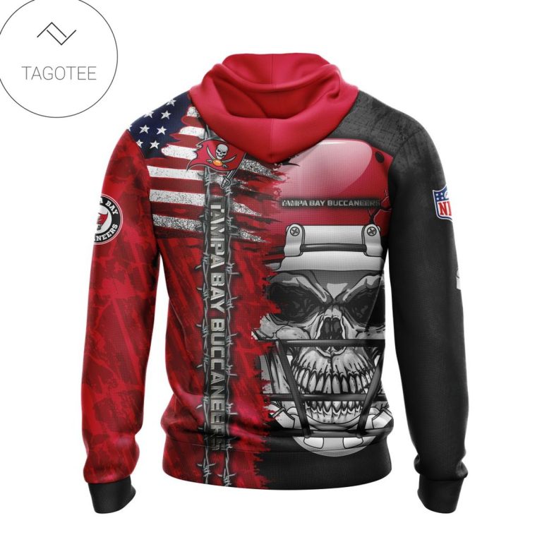 Nfl-Tampa-Bay-Buccaneers-Skull-With-Helmets-2022-Hoodie-2