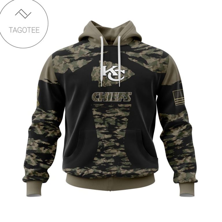 Personalized-Nfl-Kansas-City-Chiefs-Honors-Veterans-And-Military-Members-Hoodie-1