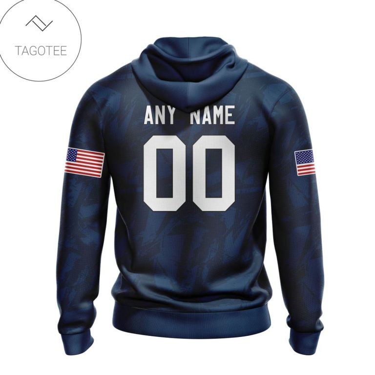 Personalized-Nfl-Tennessee-Titans-Name-Number-With-United-States-Flag-Hoodie-2