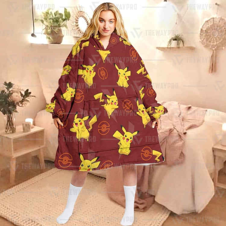 Pokemon-Pikachu-Fleece-Hoodie-Blanket-2